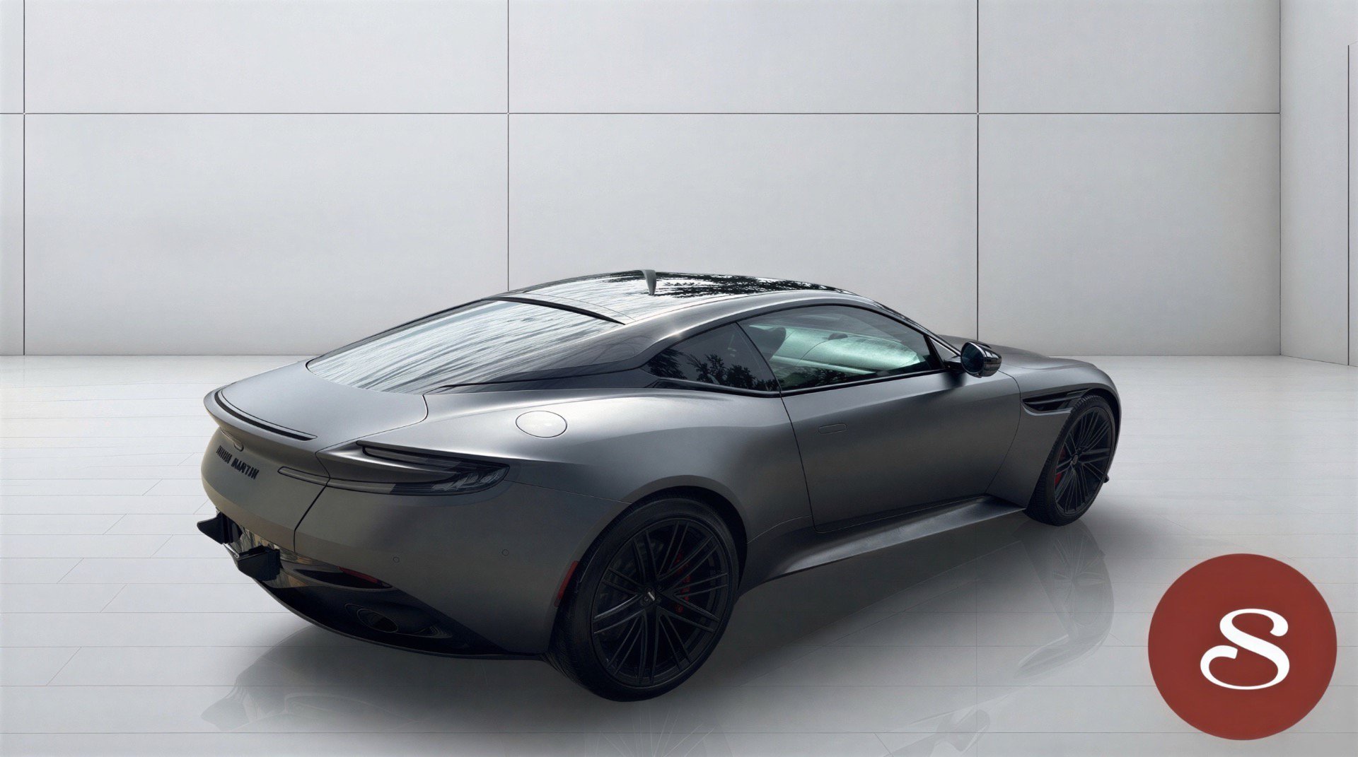Used 2024 Aston Martin DB12 Coupe RWD image 11