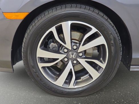 Used 2021 Honda Odyssey Touring image 32