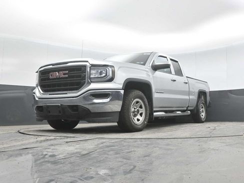 Used 2019 GMC Sierra 1500 Limited w/ Sierra Convenience Package AWD/4WD image 25