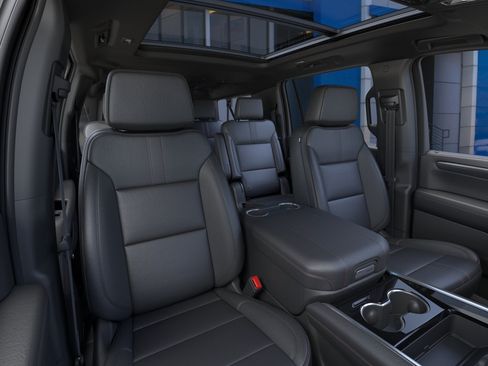 New 2026 Chevrolet Suburban RST w/ RST Capability Package AWD/4WD image 46