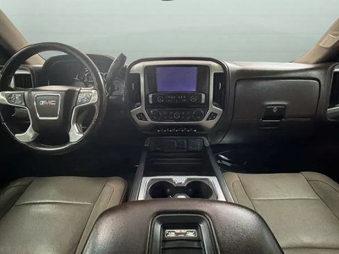 Used 2018 GMC Sierra 1500 SLT AWD/4WD image 9