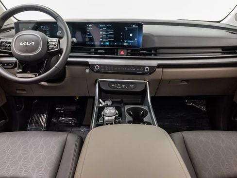 Certified 2026 Kia Carnival EX FWD image 27