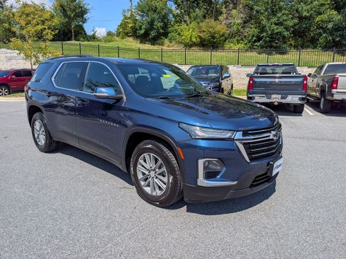 Used 2022 Chevrolet Traverse LT AWD/4WD image 7