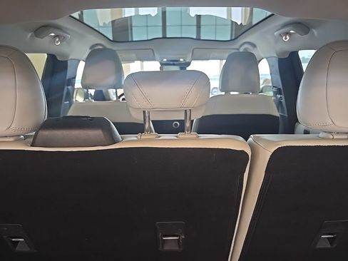 Used 2022 Ford Mustang Mach-E Premium image 34