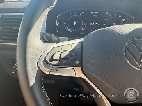 Used 2023 Volkswagen Atlas Cross Sport SE image 26