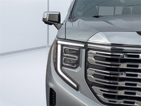 Used 2023 GMC Sierra 1500 Denali w/ Denali Reserve Package image 10