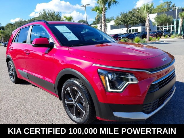 Certified 2024 Kia Niro LX FWD image 3