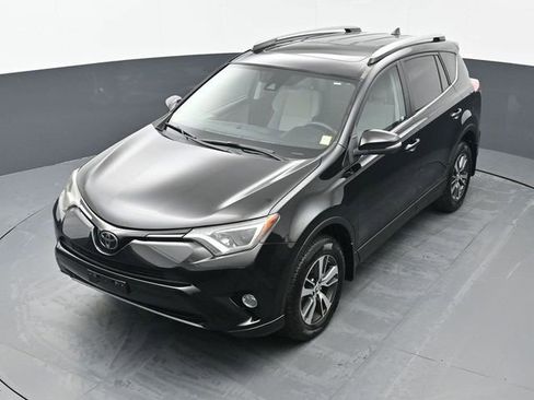 Used 2017 Toyota RAV4 XLE image 37