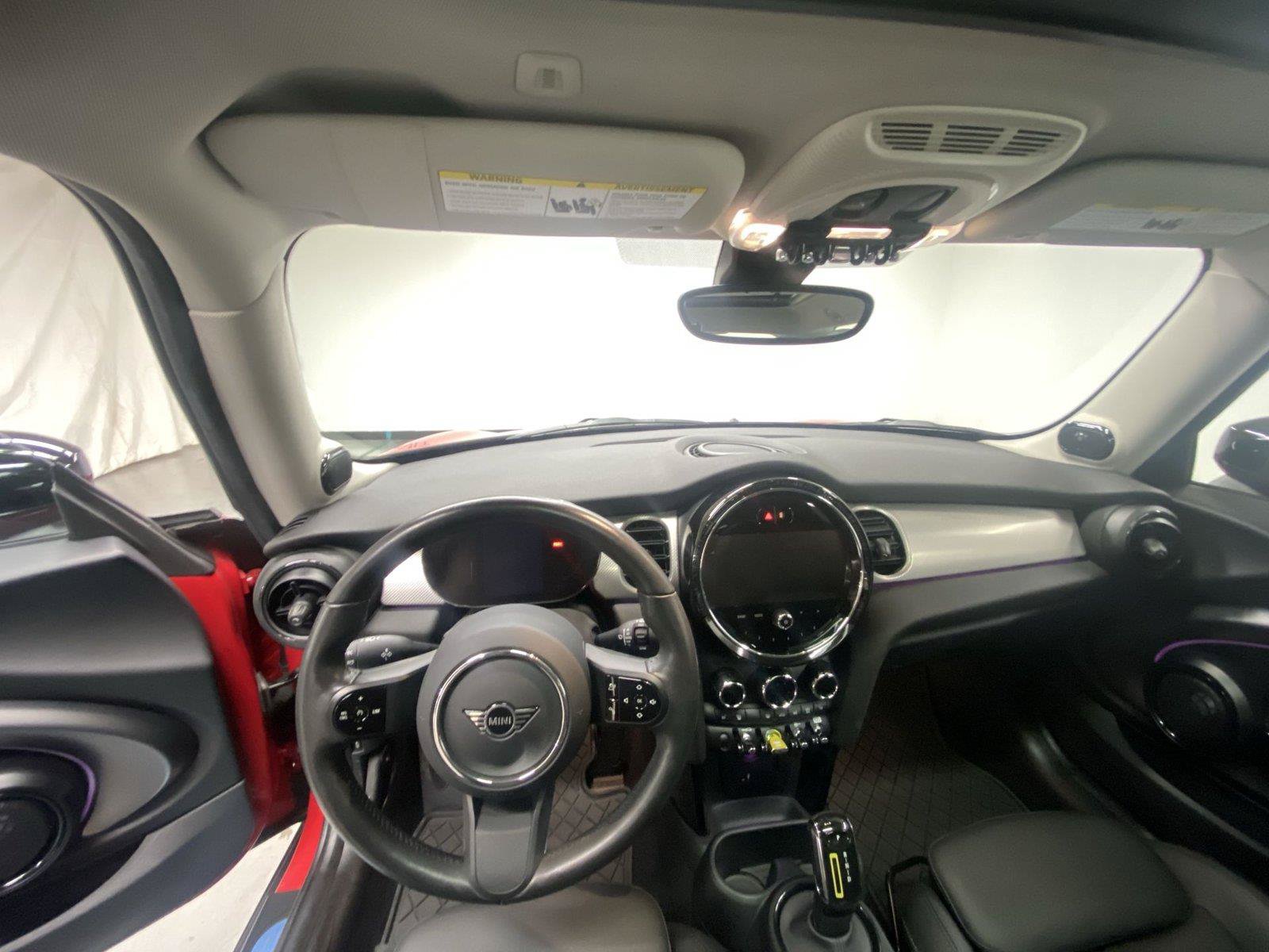 Used 2024 MINI Cooper SE FWD image 31