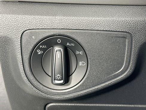 Used 2023 Volkswagen Atlas SE FWD image 10