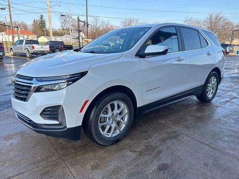 Certified 2024 Chevrolet Equinox LT w/ LPO, Floor Liner Package image 5