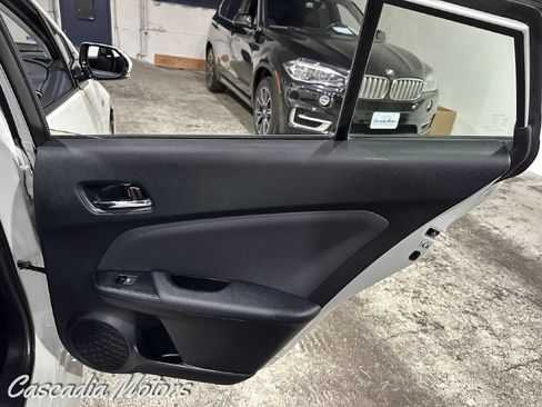 Used 2017 Toyota Prius Prime Premium FWD image 22
