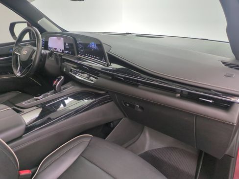 Used 2021 Cadillac Escalade ESV Sport w/ Driver Assist Tech Package AWD/4WD image 27