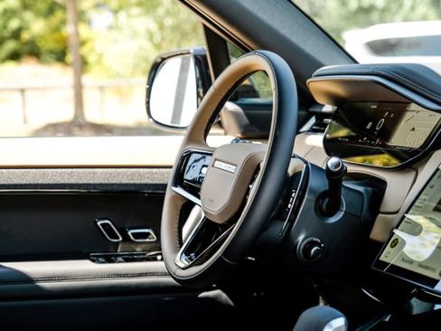 New 2026 Land Rover Range Rover Sport Dynamic SE AWD/4WD image 19