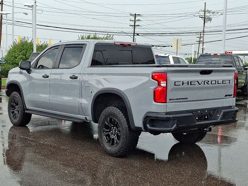 Used 2025 Chevrolet Silverado 1500 ZR2 w/ Technology Package AWD/4WD image 7