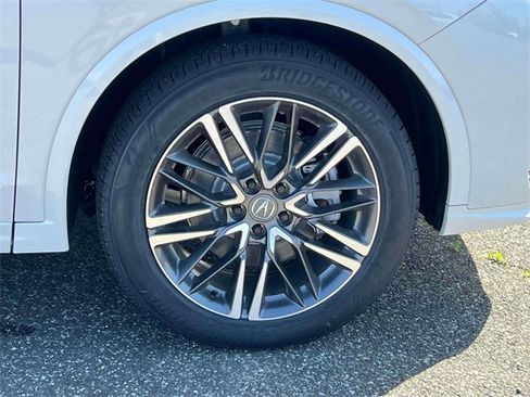 New 2025 Acura MDX w/ Advance Package image 7