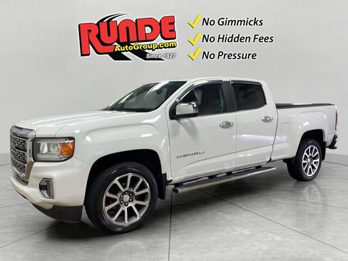 Used 2022 GMC Canyon Denali AWD/4WD image 1