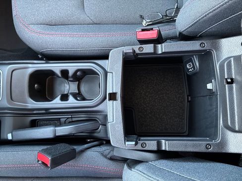 New 2026 Jeep Wrangler Unlimited Rubicon w/ Safety Group image 26