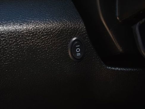 Used 2022 RAM 1500 Classic Warlock AWD/4WD image 19