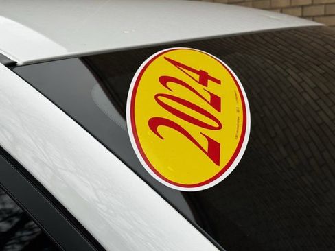 Used 2024 Nissan Sentra SV image 10