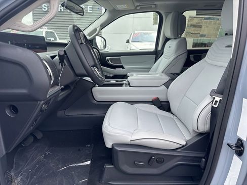 New 2026 Ford Expedition Max Platinum AWD/4WD image 42