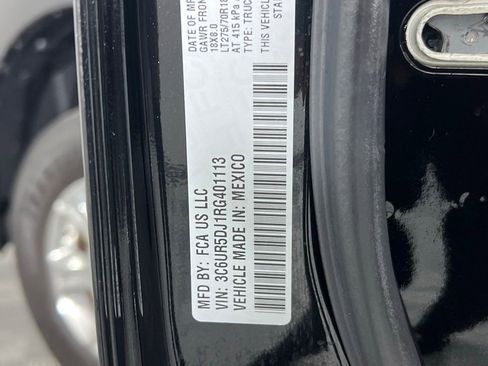 Used 2024 RAM 2500 Big Horn w/ Safety Group image 35