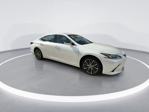 Certified 2024 Lexus ES 350 w/ Premium Package FWD image 2