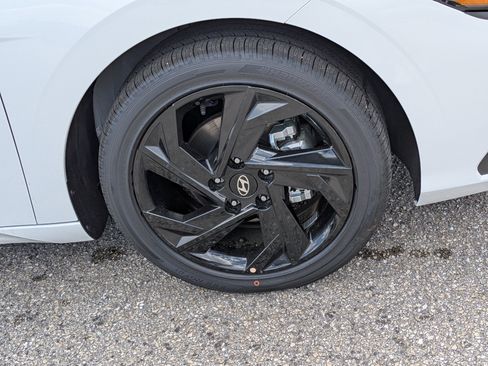 New 2026 Hyundai Elantra Sport FWD image 11