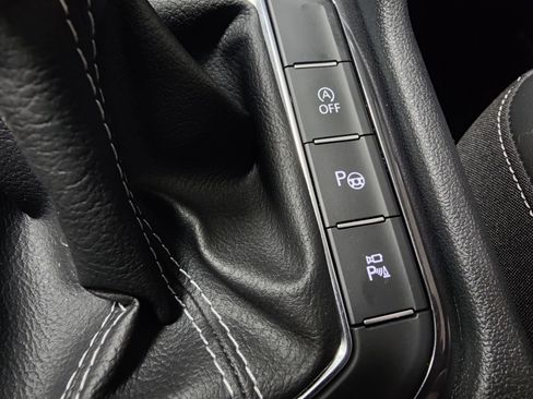 Certified 2024 Volkswagen Tiguan SEL R-Line w/ MDO Package, Two-Row image 30