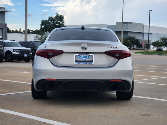 Used 2021 Alfa Romeo Giulia Ti Sport RWD image 6