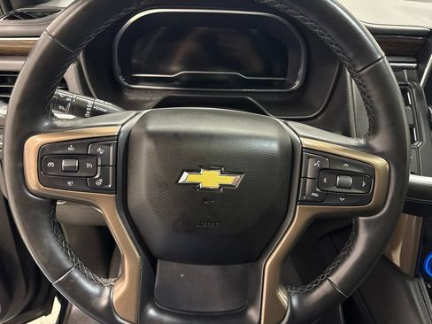 Used 2023 Chevrolet Suburban High Country AWD/4WD image 21