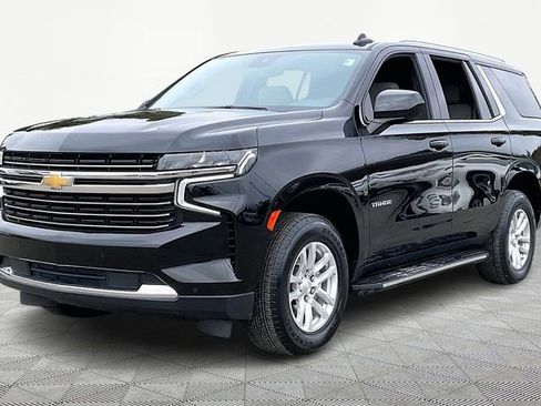 Used 2023 Chevrolet Tahoe LT image 3