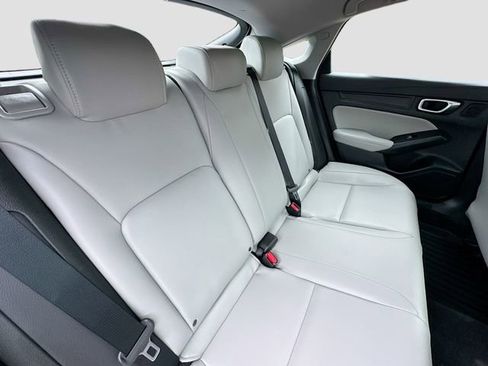 Used 2025 Acura Integra FWD image 32