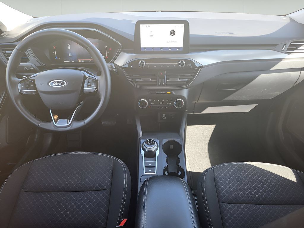 Used 2024 Ford Escape Active w/ Cold Weather Package FWD image 15