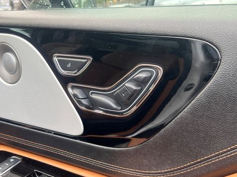 Used 2023 Lincoln Aviator Black Label Grand Touring w/ Class IV Trailer Tow Package image 9