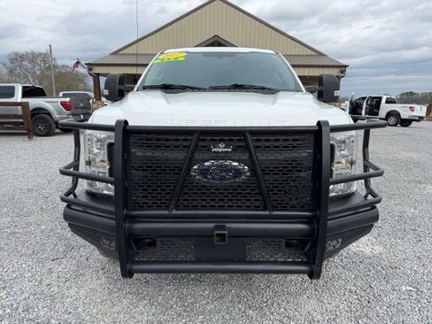 Used 2017 Ford F250 XL w/ Power Equipment Group image 5
