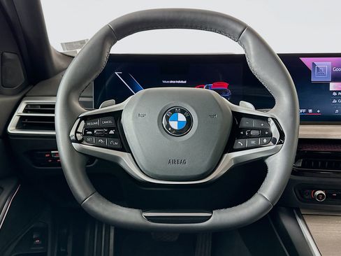 Used 2025 BMW 330i xDrive Sedan image 18