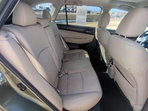 Used 2016 Subaru Outback 2.5i Limited image 31