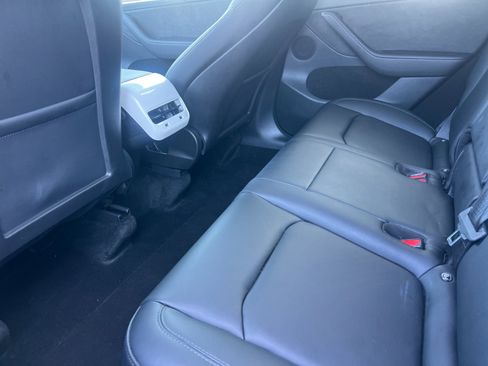 Used 2023 Tesla Model Y Long Range image 12