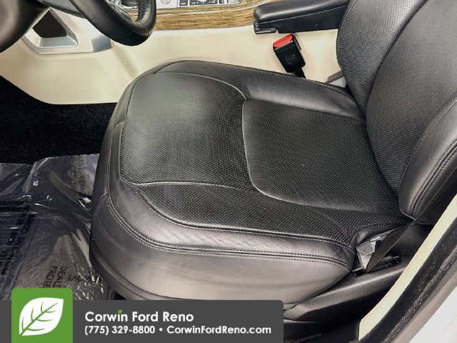 Used 2019 Land Rover Range Rover HSE AWD/4WD image 22