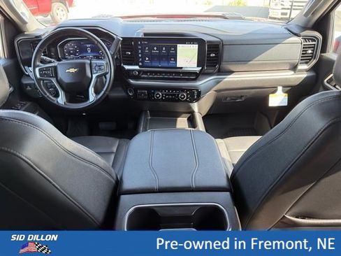 Used 2025 Chevrolet Silverado 2500 LTZ w/ LTZ Premium Package AWD/4WD image 8