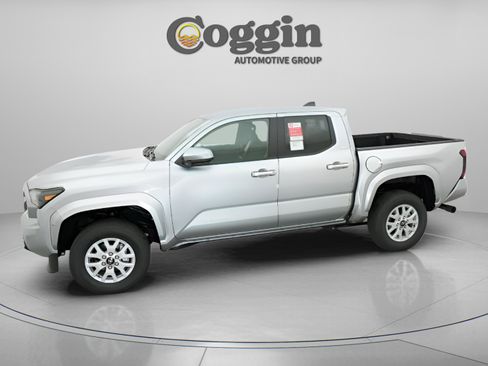 New 2026 Toyota Tacoma SR5 AWD/4WD image 4