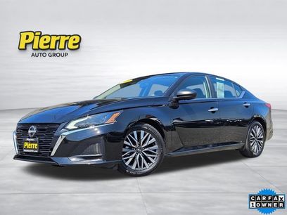 Used 2024 Nissan Altima 2.5 SV