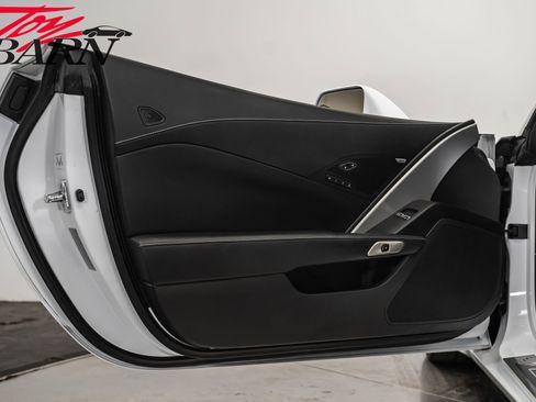 Used 2014 Chevrolet Corvette Stingray Convertible w/ 3LT Preferred Equipment Group image 28