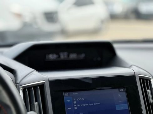 Used 2023 Subaru Crosstrek 2.0i Premium image 30