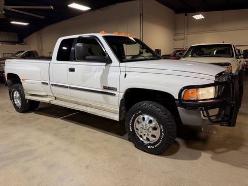 Used 1999 Dodge Ram 3500 Truck 4x4 Quad Cab image 62