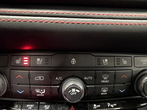 Used 2025 Dodge Durango R/T image 8