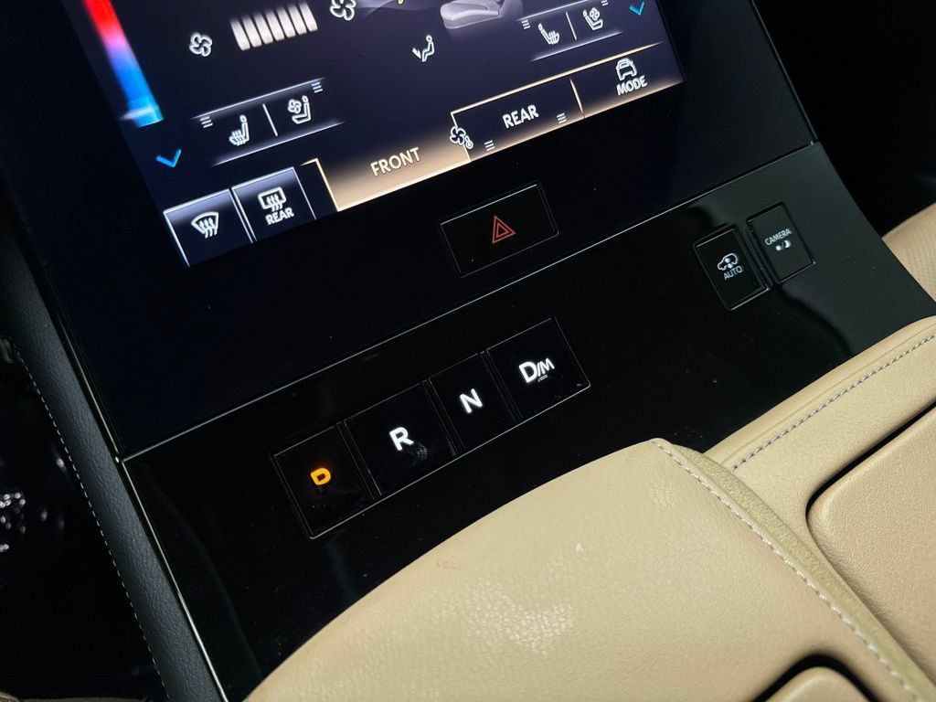 Used 2025 INFINITI QX80 Luxe AWD/4WD image 72