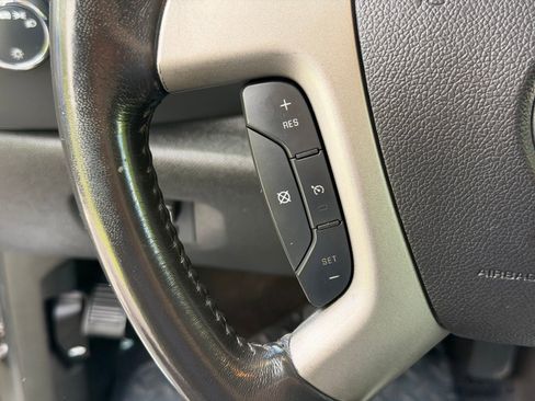 Used 2013 GMC Sierra 2500 SLE w/ HD SLE Premium Package AWD/4WD image 18