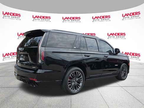 Used 2023 Cadillac Escalade V w/ LPO, ONYX Package AWD/4WD image 3